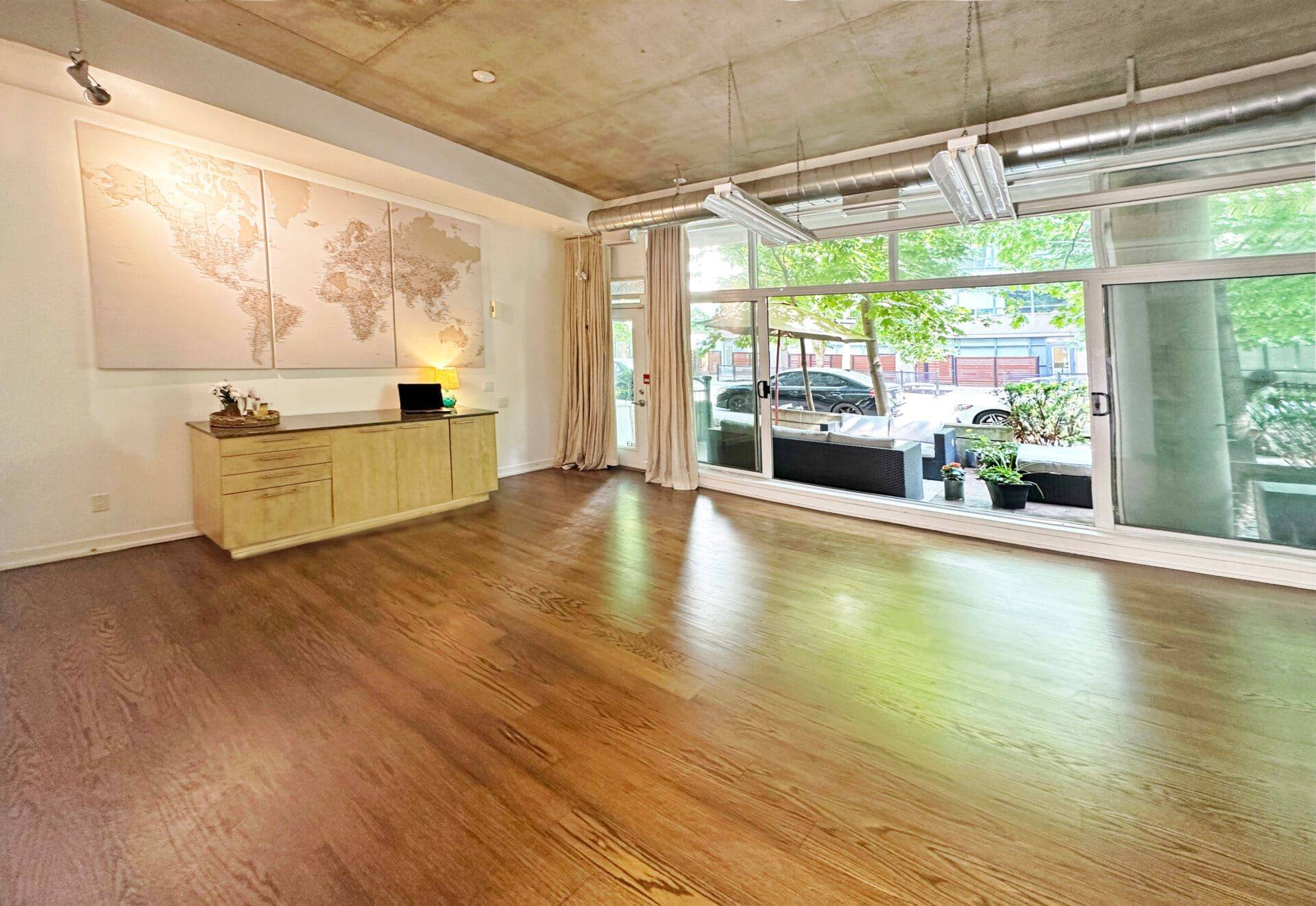 Toronto C01, ON M5V 2M6,66 Portland ST #103