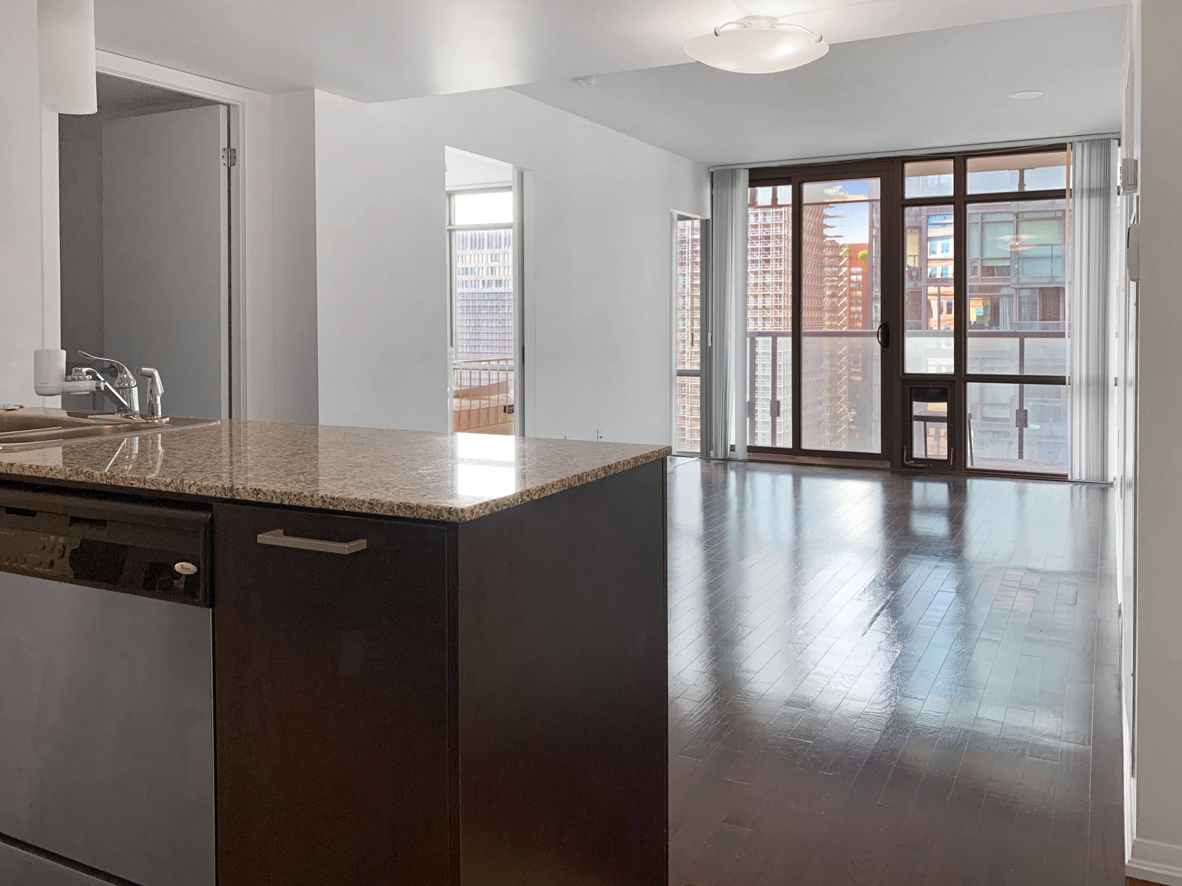 Toronto C01, ON M4Y 1A5,38 Grenville ST #1101