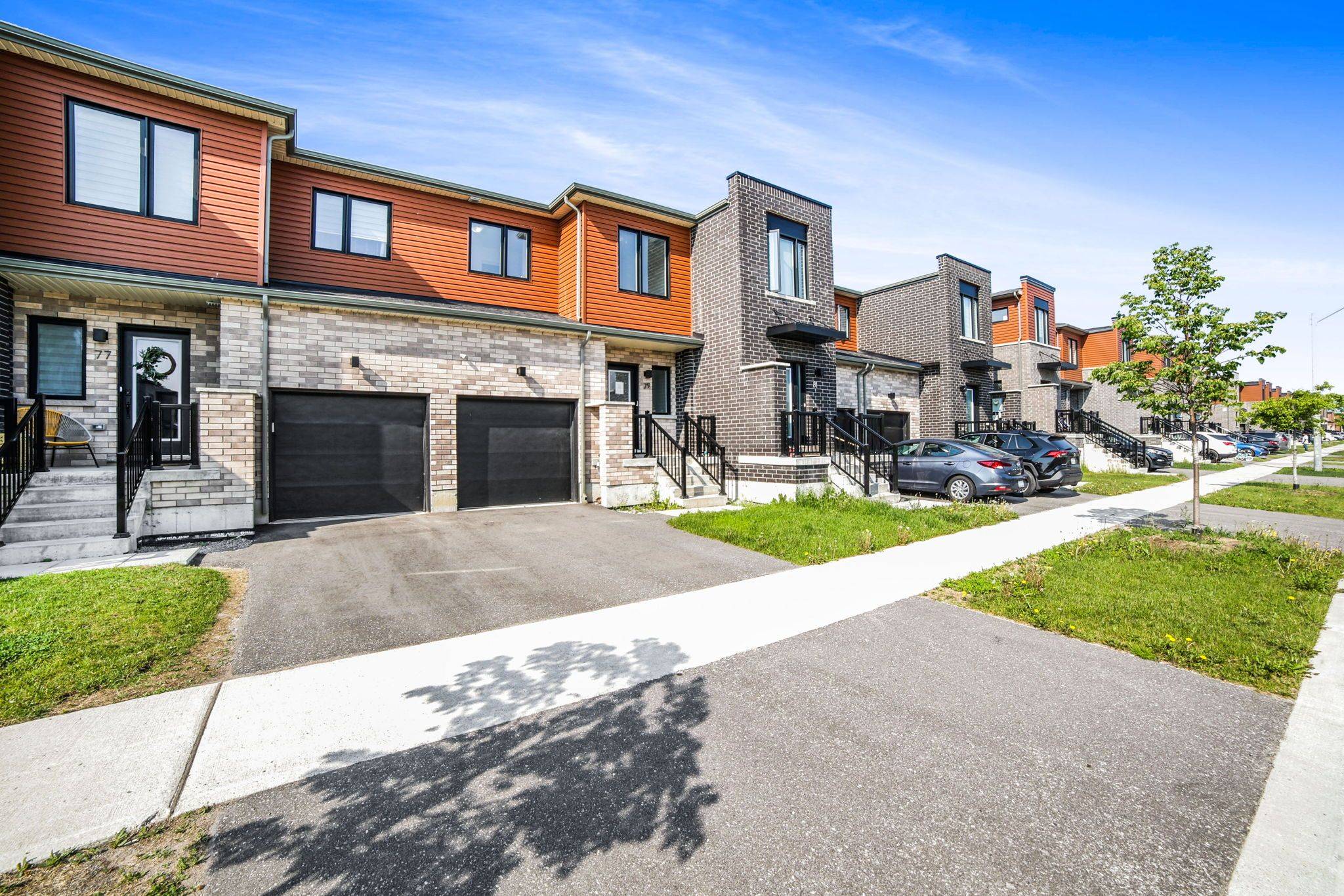 Barrie, ON L9J 0N2,79 Gateland DR