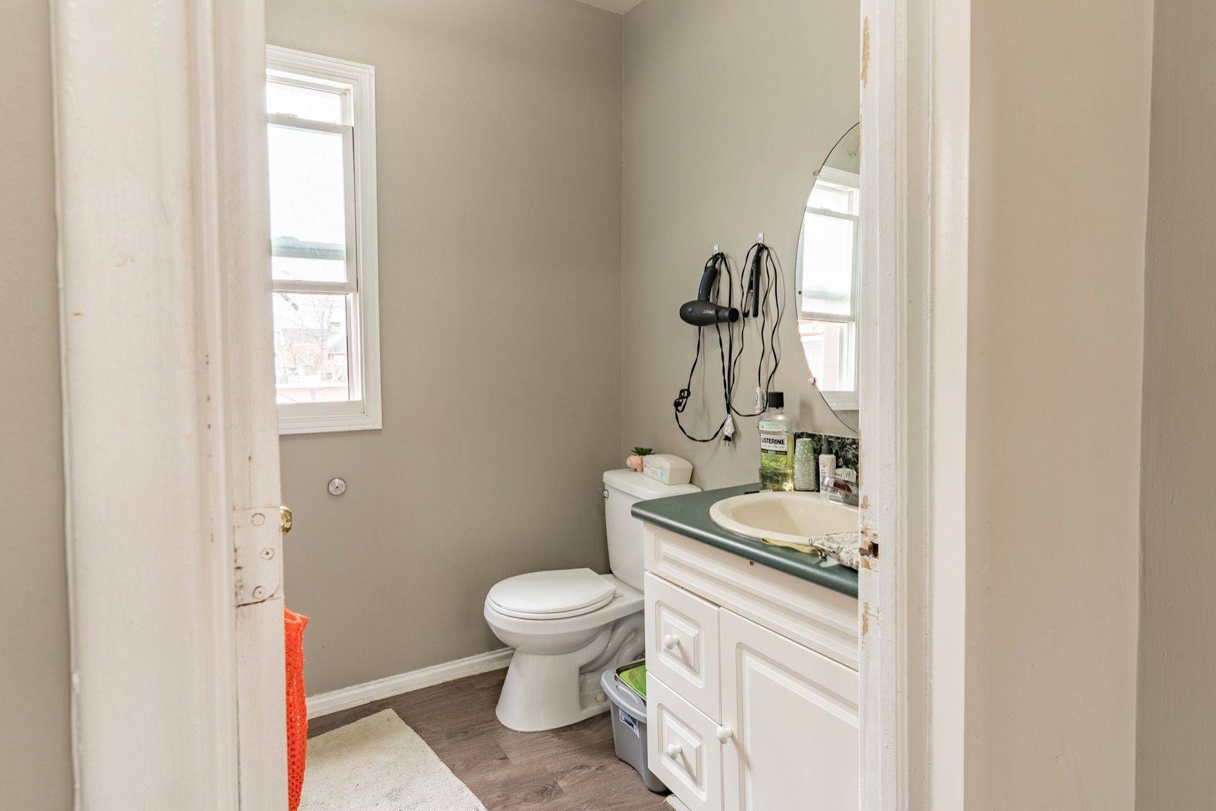 Hamilton, ON L8L 2E5,487 Cannon ST E