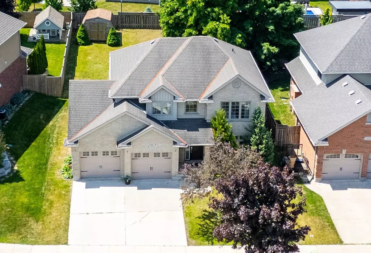 Kincardine, ON N2Z 0A7,286 WIECK BLVD