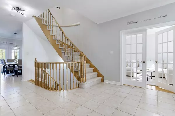 Barrie, ON L4N 0Z9,418 Mapleton AVE