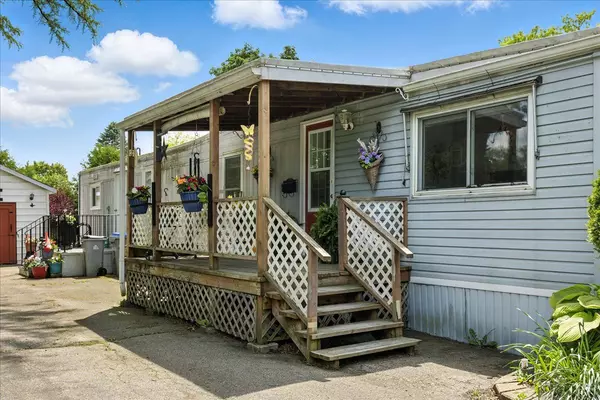 Perth East, ON N5A 6S6,143 Ash ST #Crystal Lake