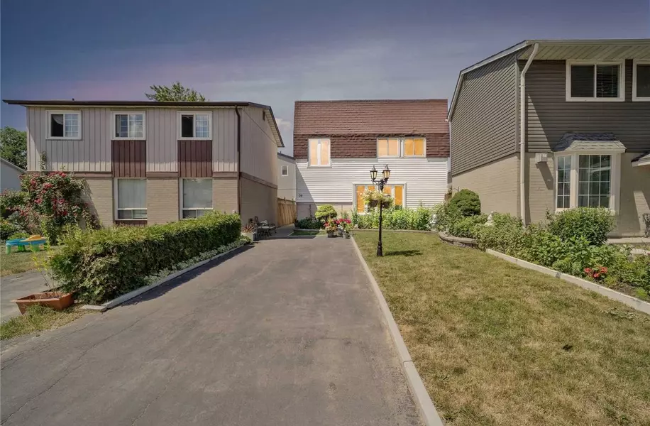36 Haley CT, Brampton, ON L6S 1N6