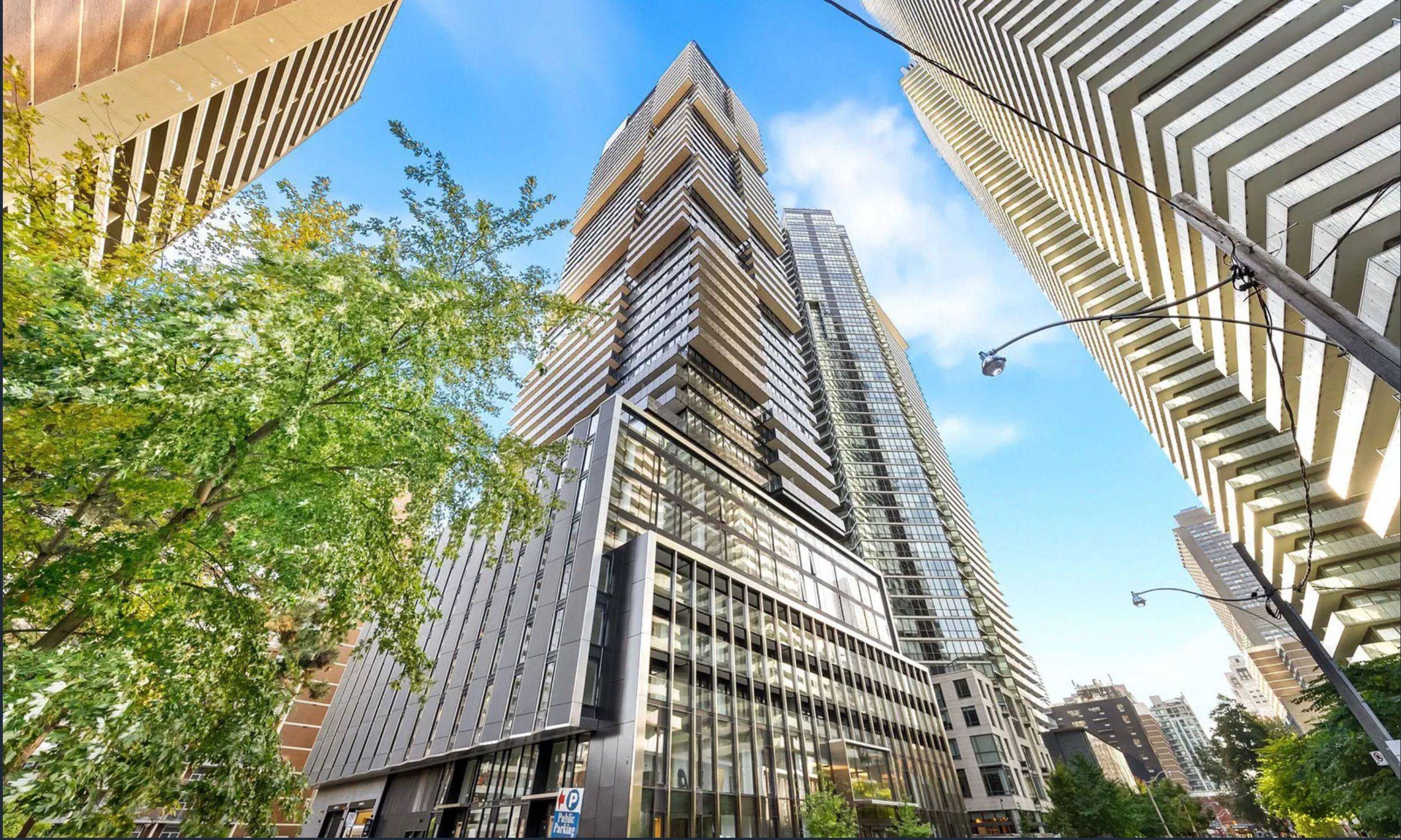 55 Charles ST E #4807, Toronto C08, ON M4Y 0J1