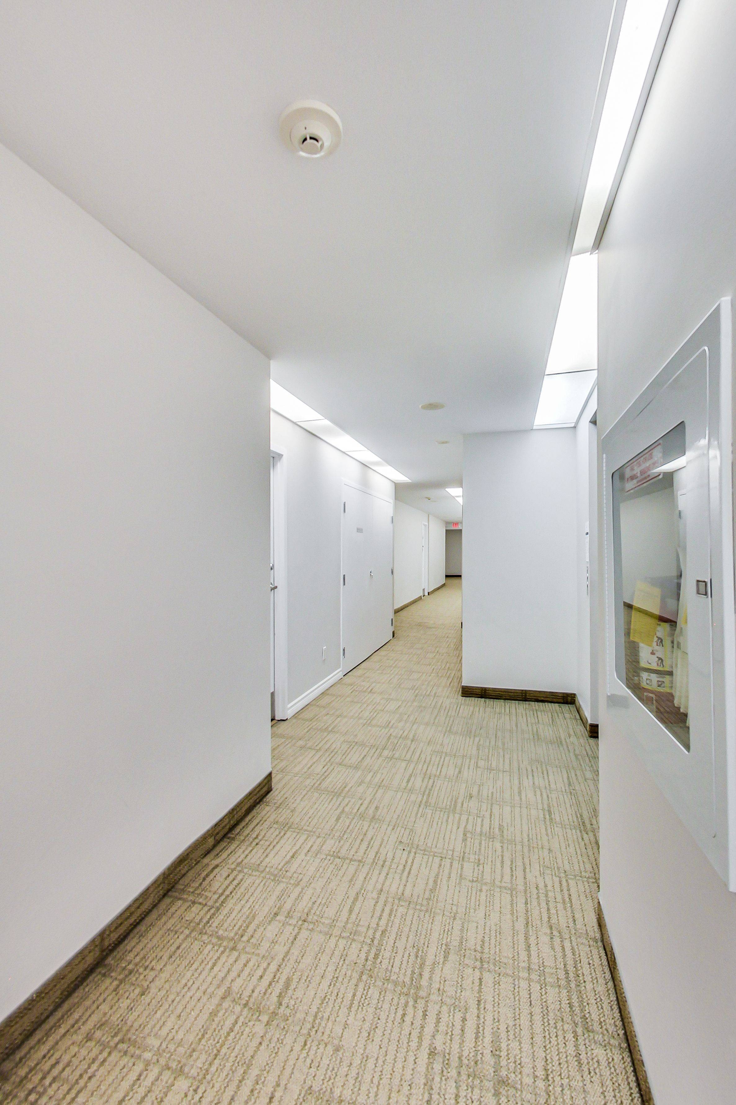 Toronto C03, ON M6C 4B4,15 Maplewood AVE #1102