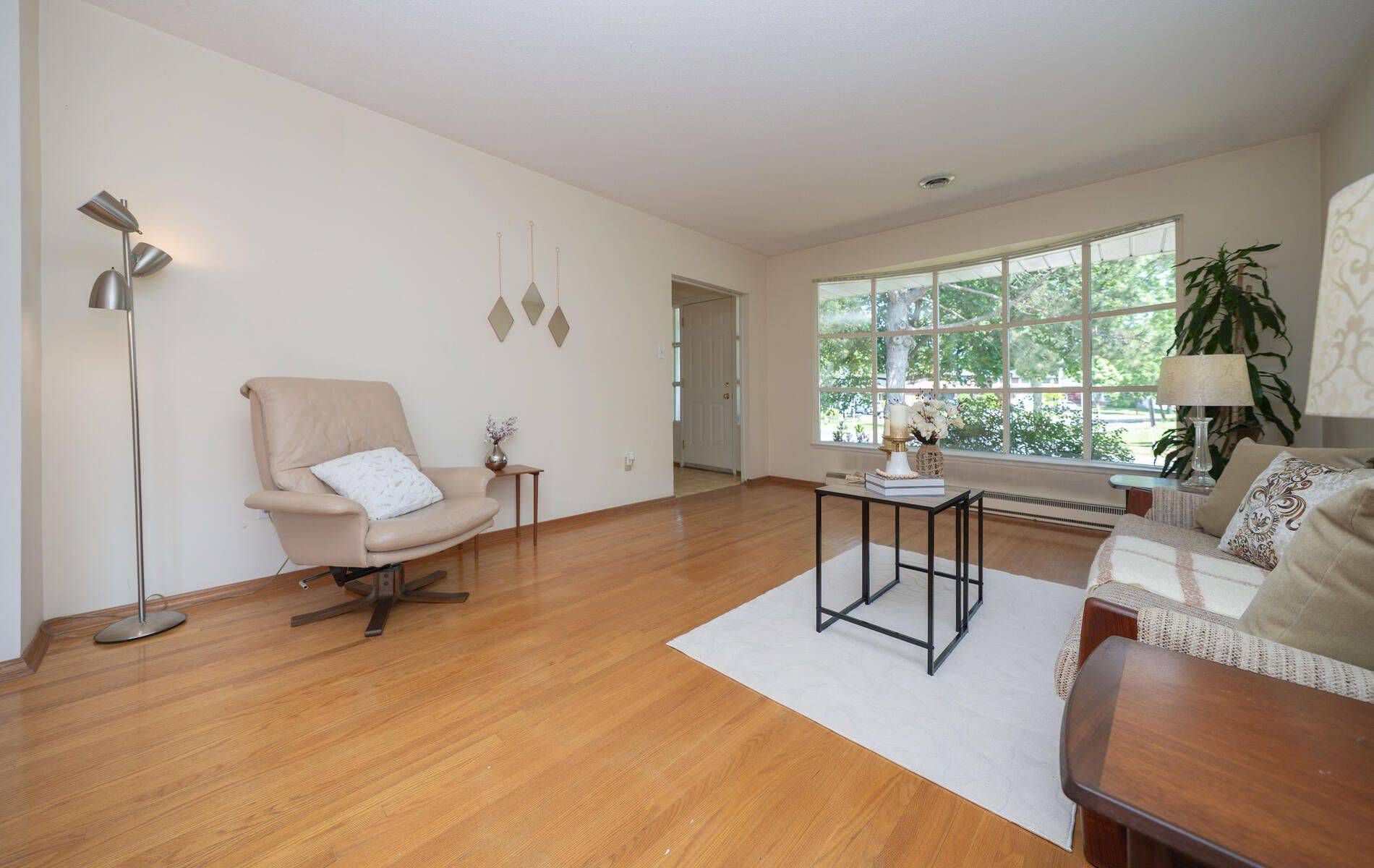 Toronto E05, ON M1W 1M3,94 Collingsbrook BLVD