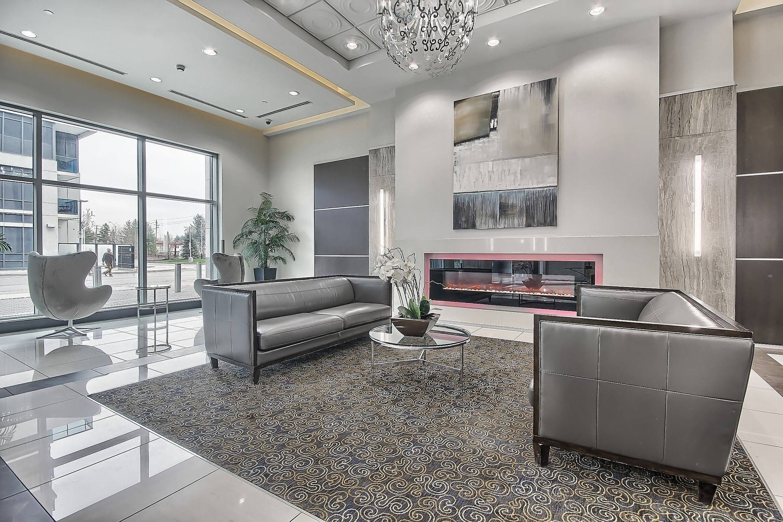 Markham, ON L3T 0C5,7161 Yonge ST #422
