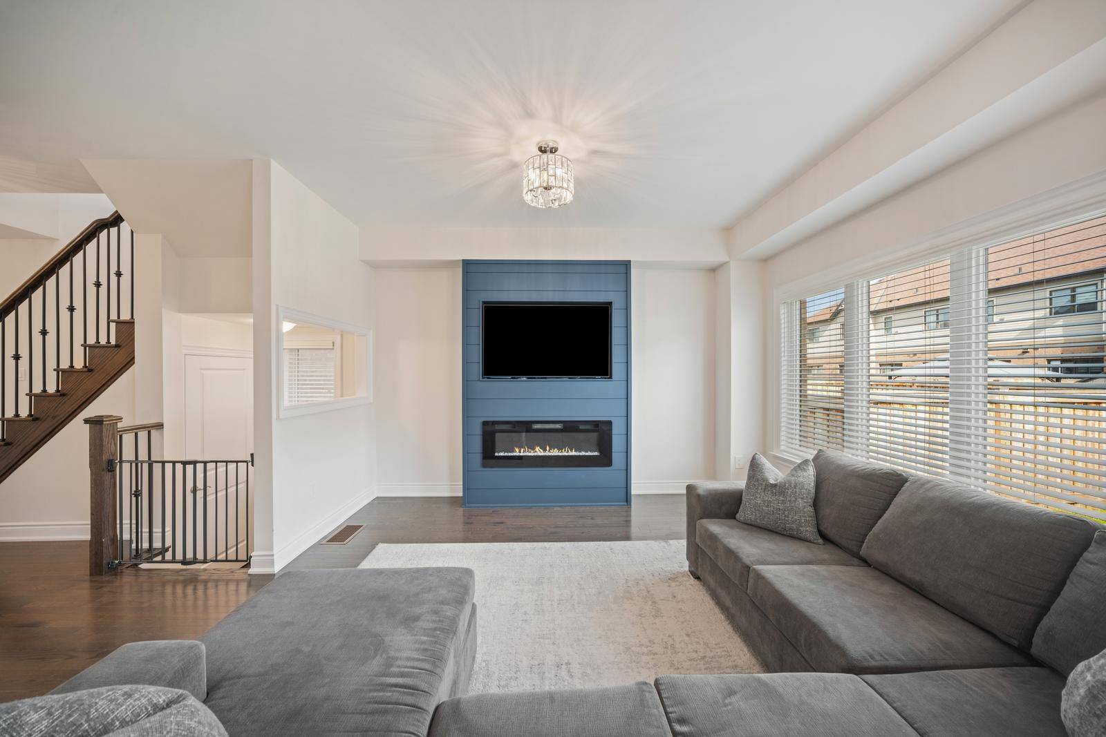 New Tecumseth, ON L9R 0T5,115 Arnold CRES