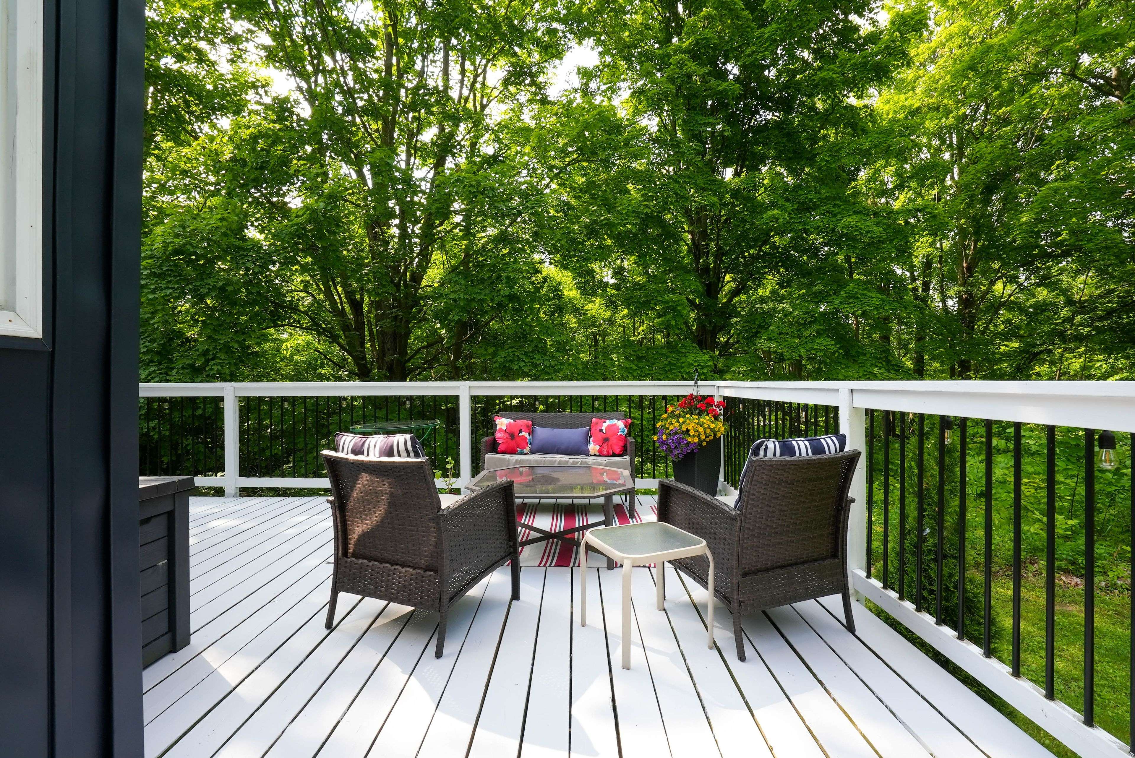 Oro-medonte, ON L0K 2A0,6029 Line 6 N/A N