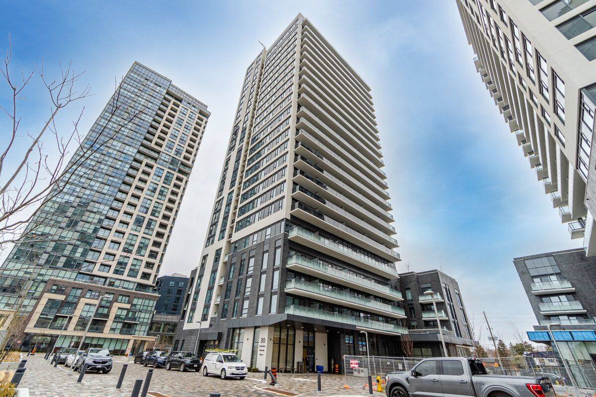 30 Samuel Wood WAY #1002, Toronto W08, ON M9B 0C9
