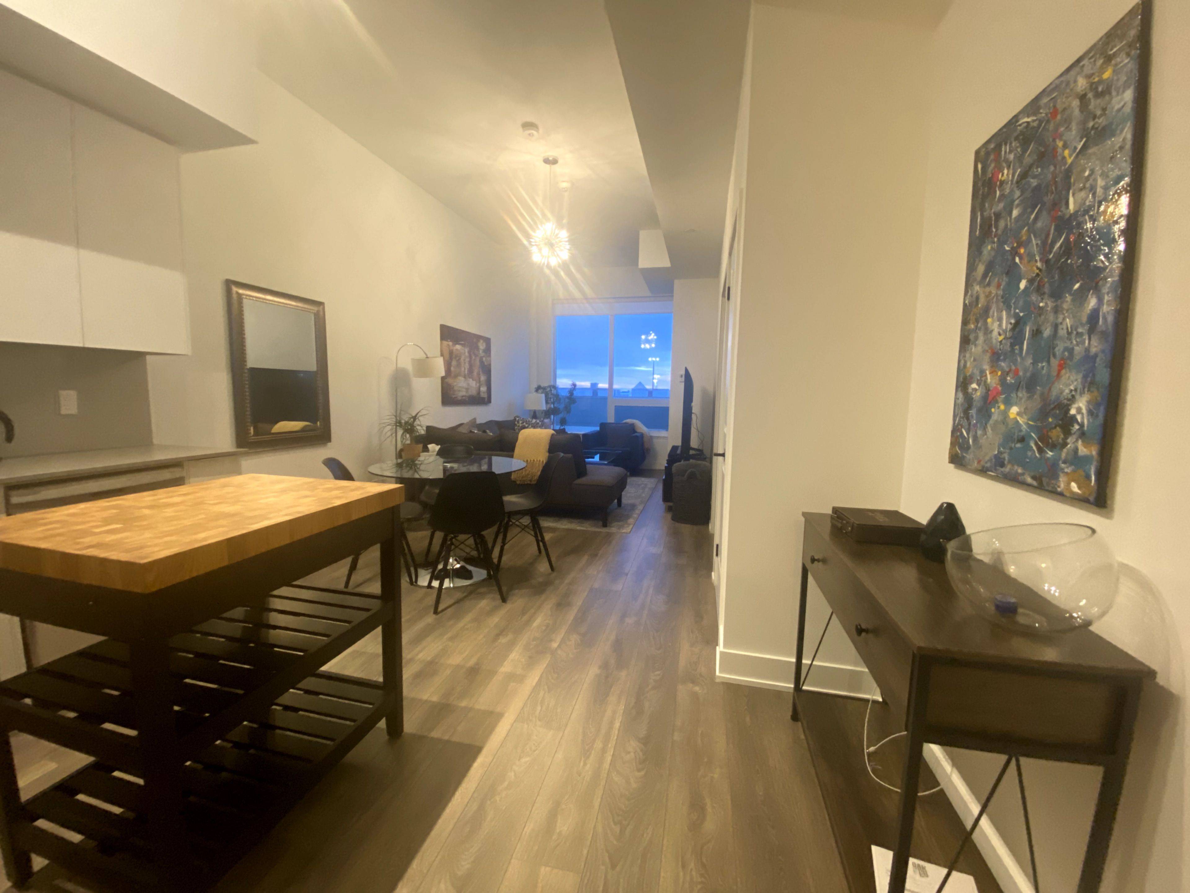 Oakville, ON L6H 3R9,2489 TAUNTON RD #210