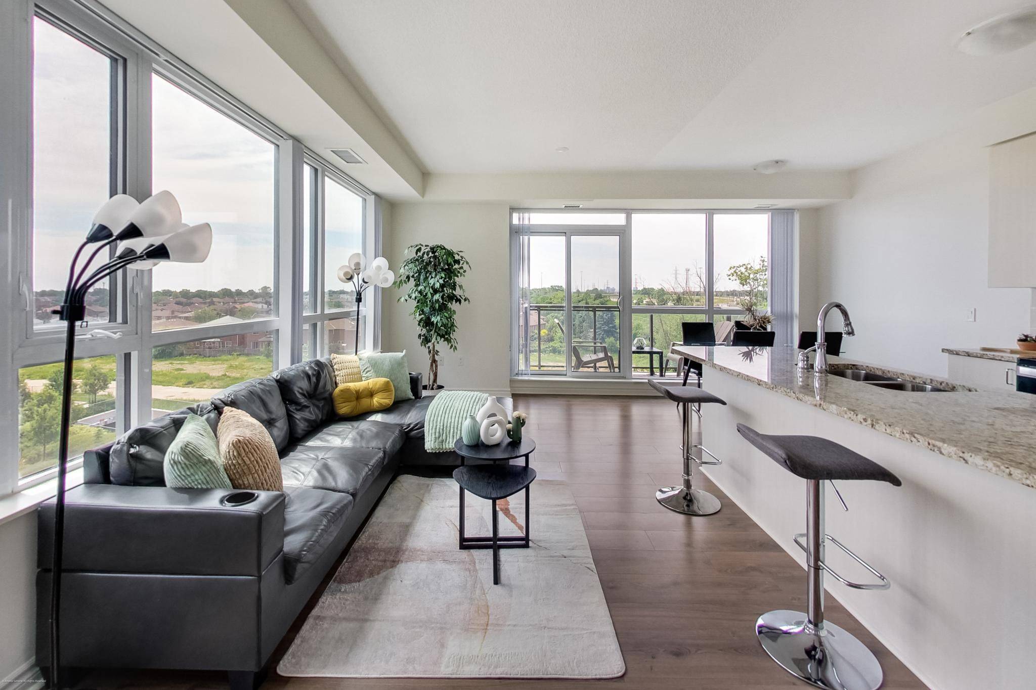Mississauga, ON L5B 0G9,349 Rathburn RD W #515
