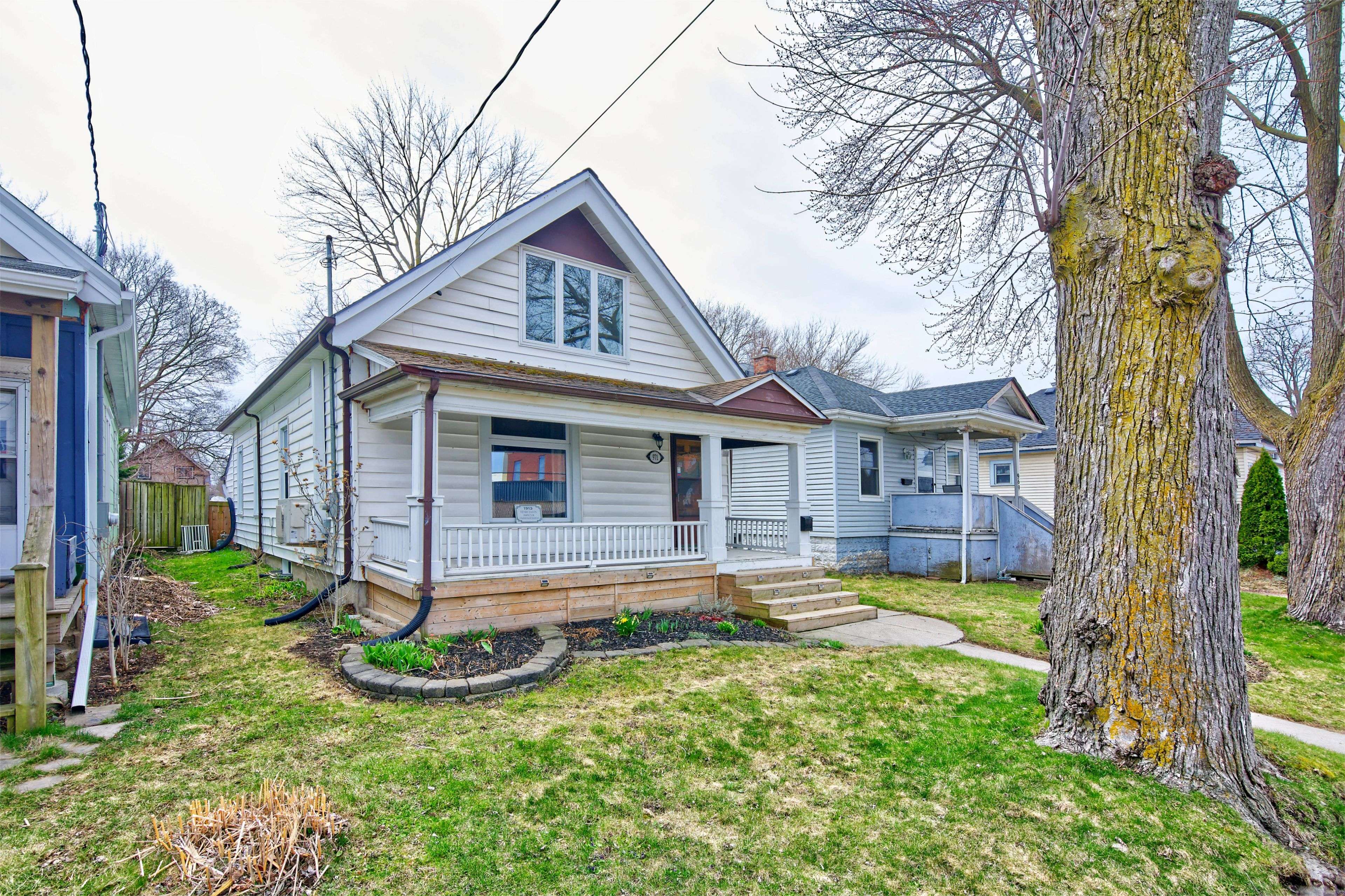 London East, ON N5W 3P5,971 Elias ST