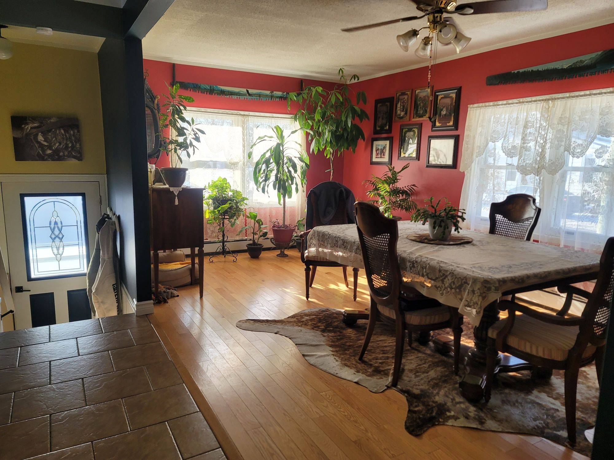 West Elgin, ON N0L 2C0,156 Maple ST