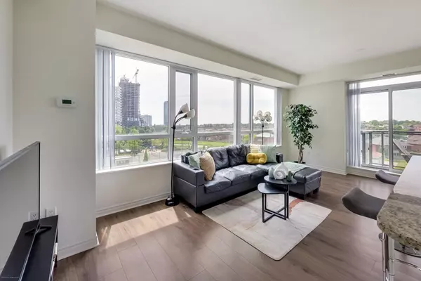 Mississauga, ON L5B 0G9,349 Rathburn RD W #515