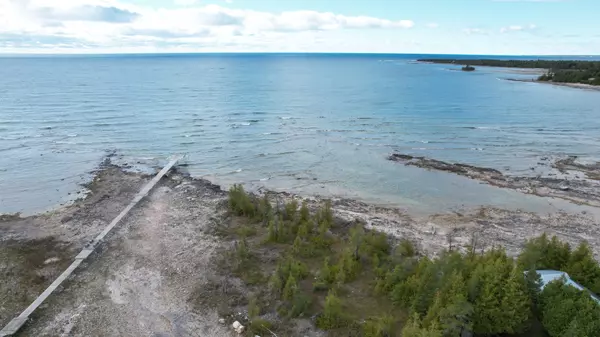 Northern Bruce Peninsula, ON N0H 2R0,794 Dorcas Bay RD