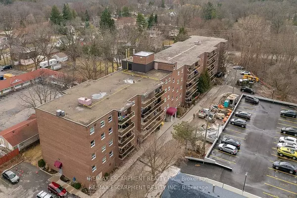 Brantford, ON N3S 7J3,793 Colborne ST E #512