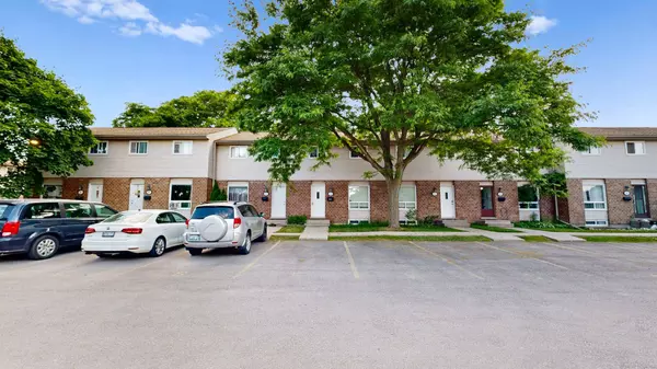 London East, ON N5Y 5H8,311 Vesta RD #5