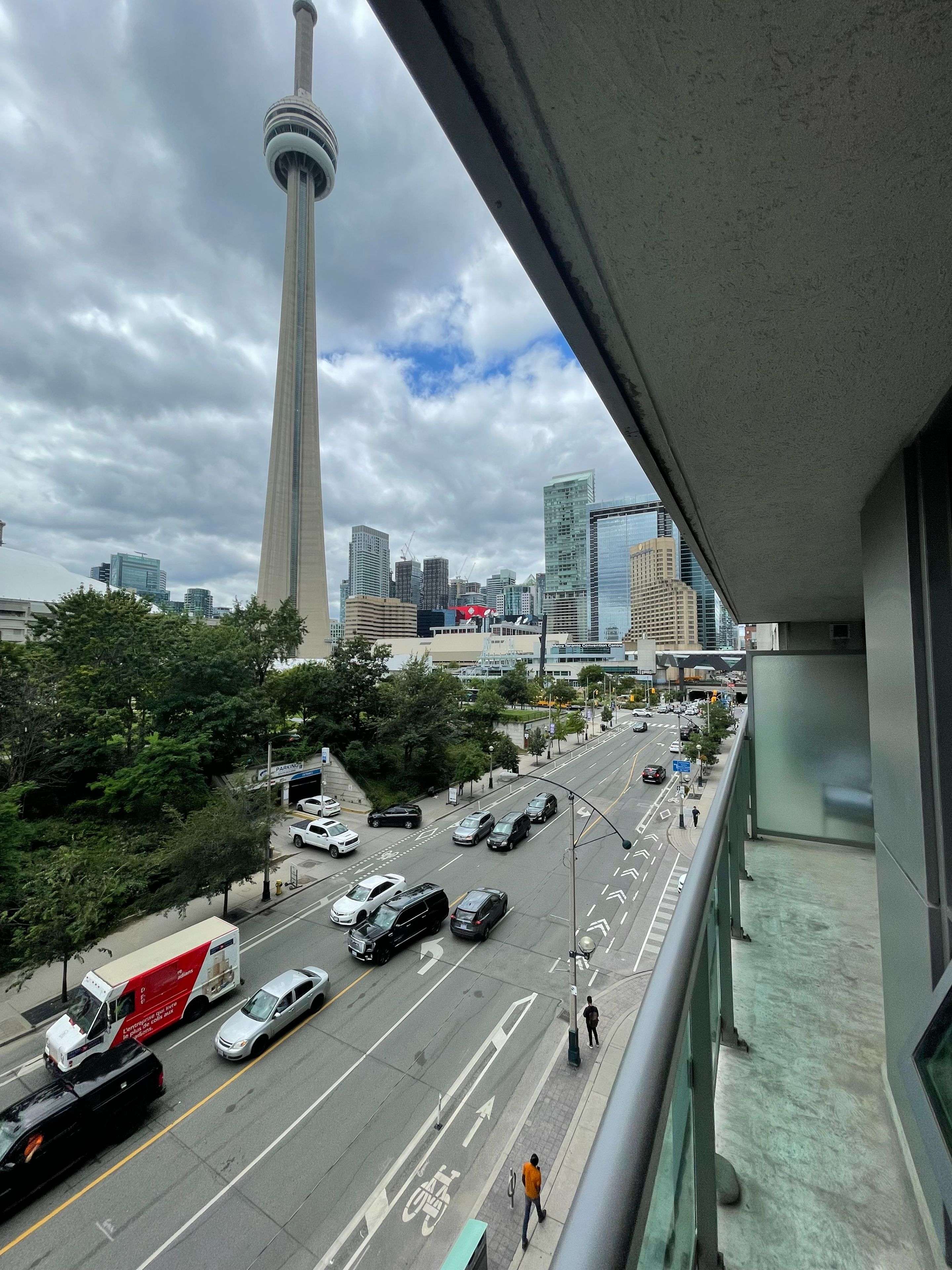 25 Lower Simcoe ST #516, Toronto C01, ON M5J 3A1