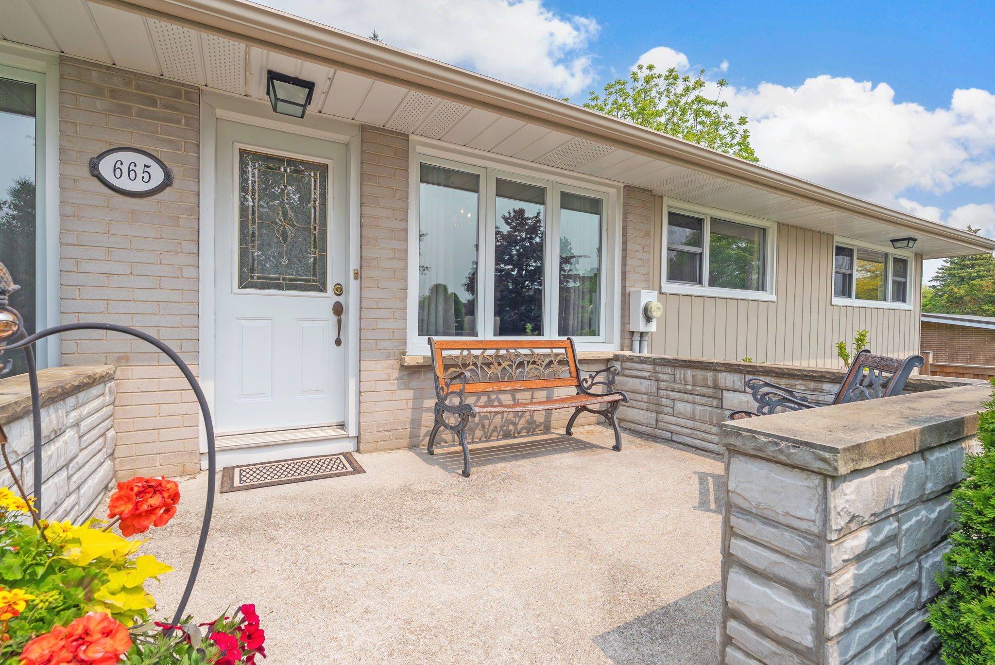 Oshawa, ON L1G 3C4,665 Jasmine CRES
