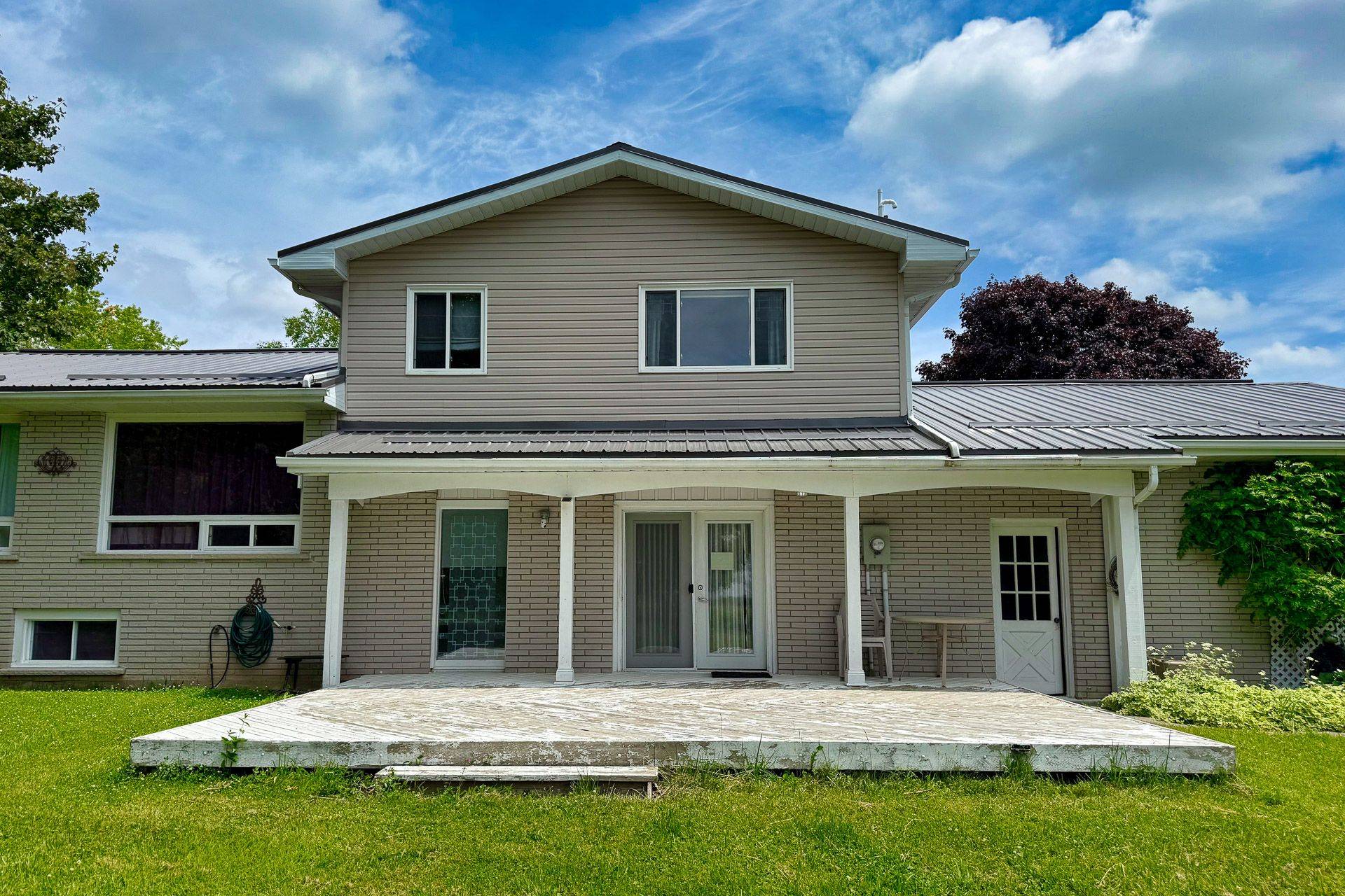 Oshawa, ON L1H 7K4,4106 Grandview ST N