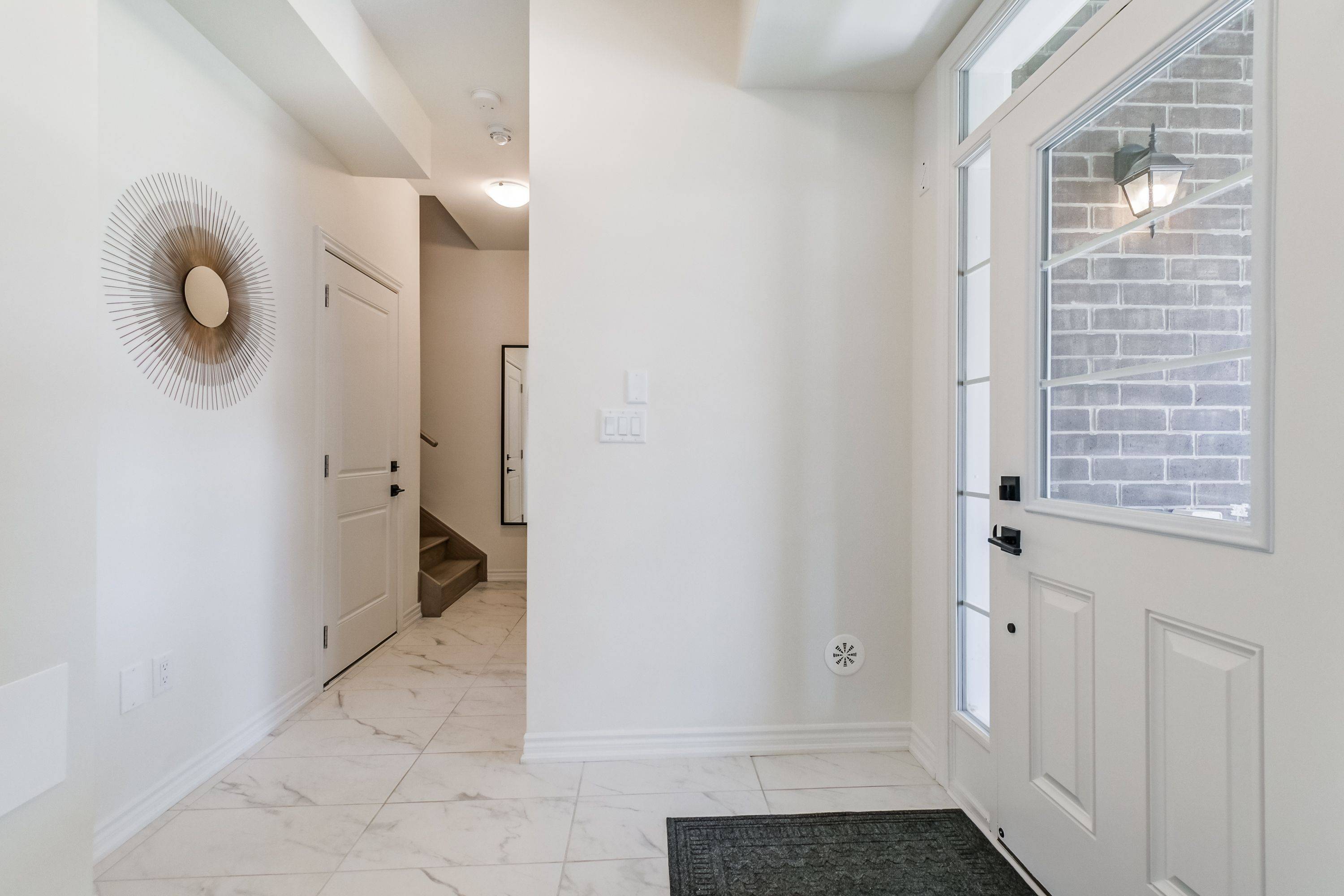 Bradford West Gwillimbury, ON L3Z 4P1,104 Paisley DR