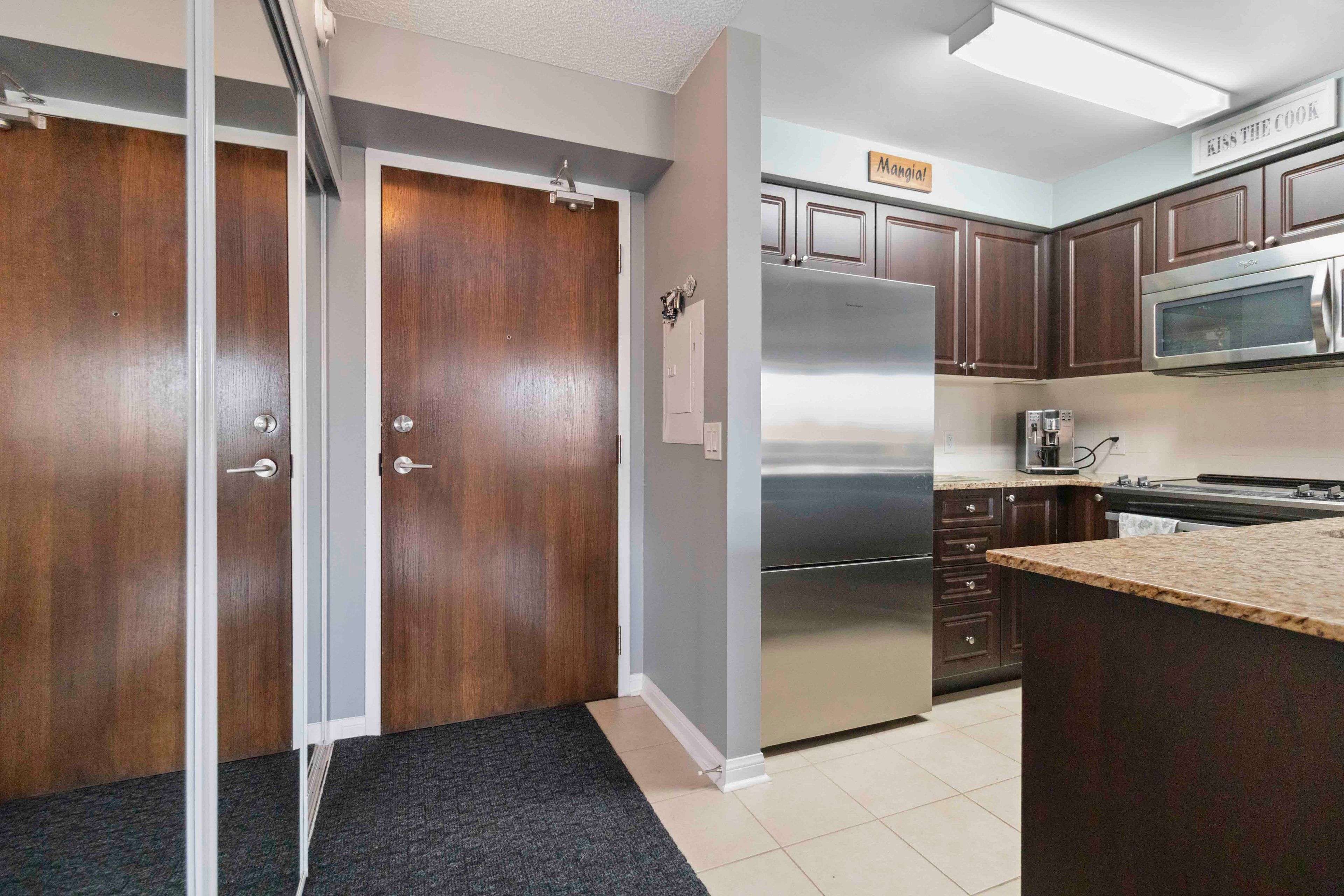 Brampton, ON L6R 3Z7,50 Via Rosedale WAY #210