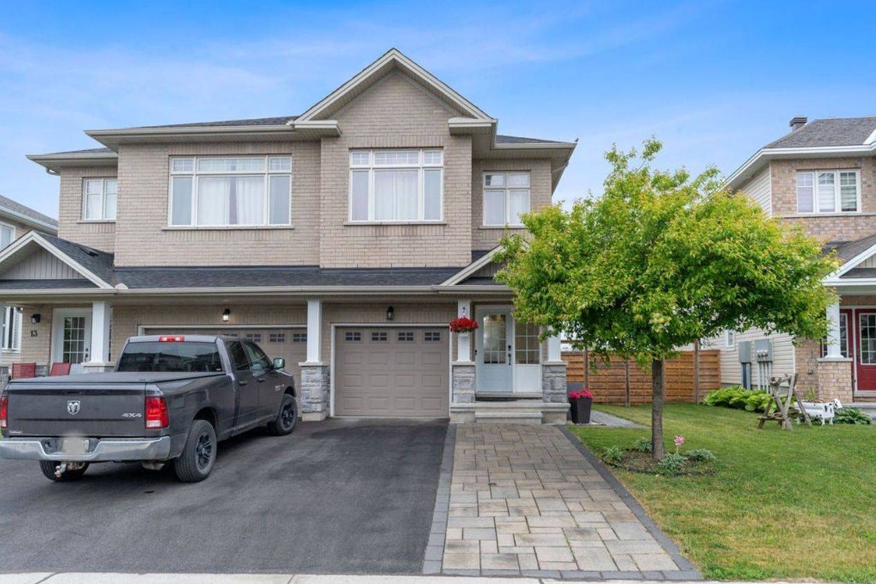 15 Peever PL, Carleton Place, ON K7C 0C4