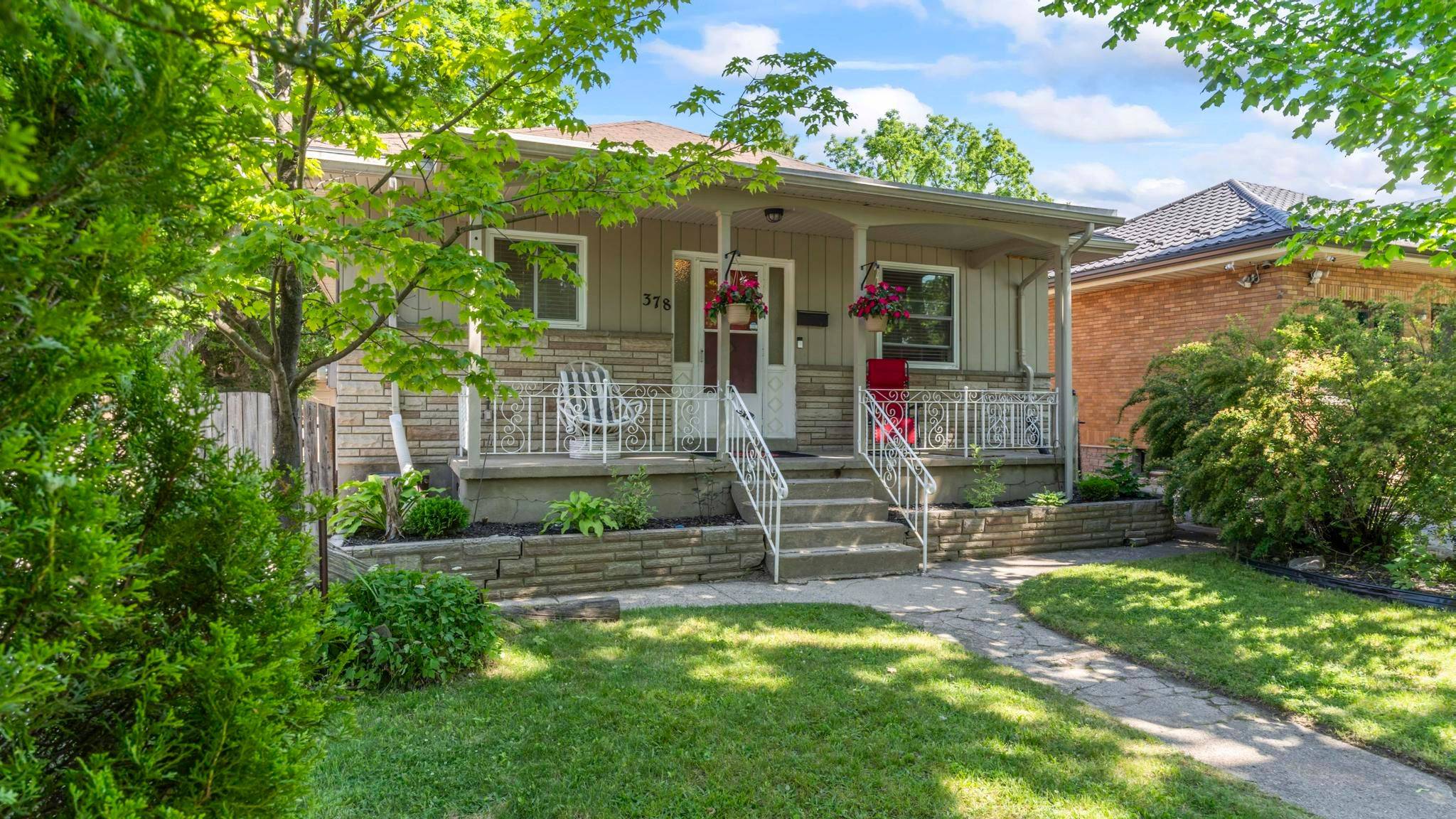 London East, ON N6B 1G9,378 GREY ST