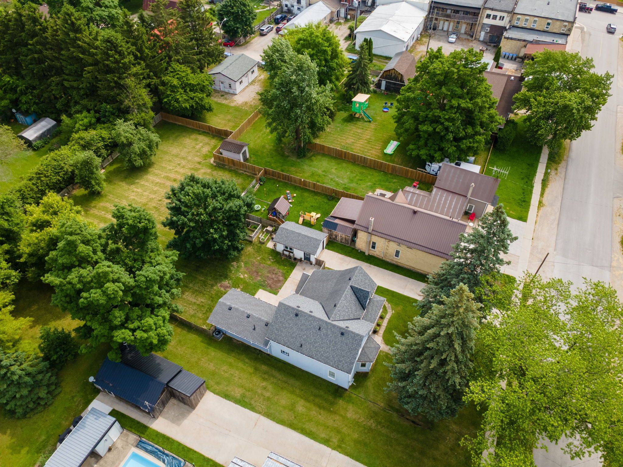 176 Mill ST, North Middlesex, ON N0M 2K0