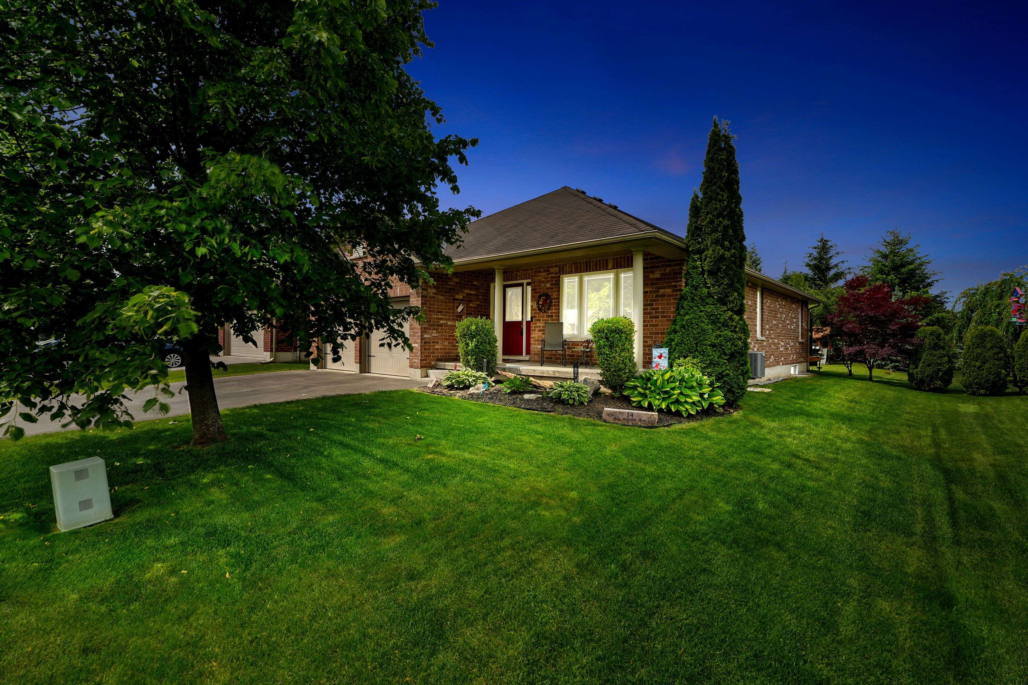 Brighton, ON K0K 1H0,14 Algonquin AVE