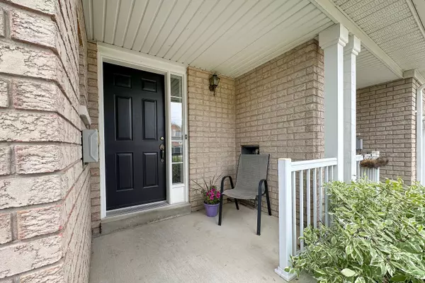 Whitby, ON L1R 2Z4,7 Fawcett AVE