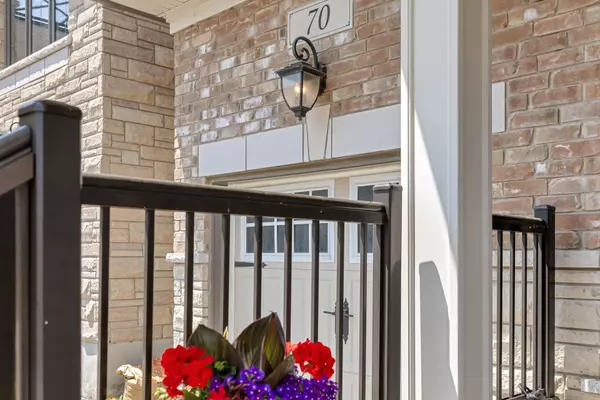 Vaughan, ON L4H 4T1,70 Faust RDG