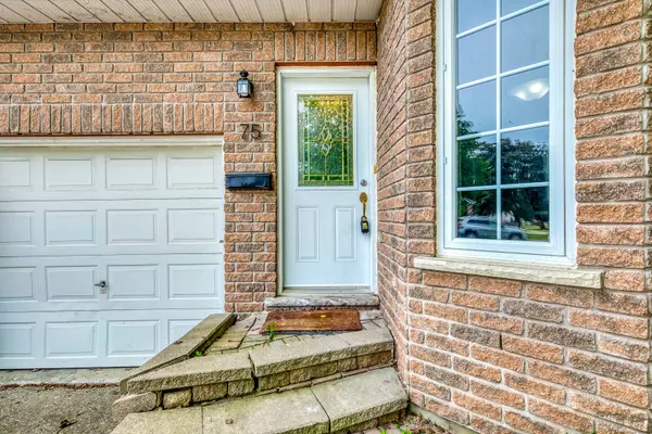 Barrie, ON L4N 2T2,75 Campbell AVE