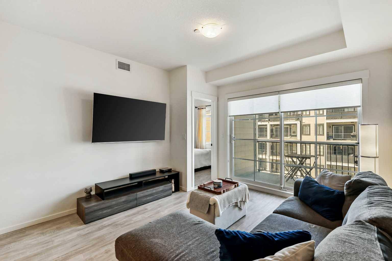 Calgary, AB T2X 4A4,151 Legacy Main ST SE #5304