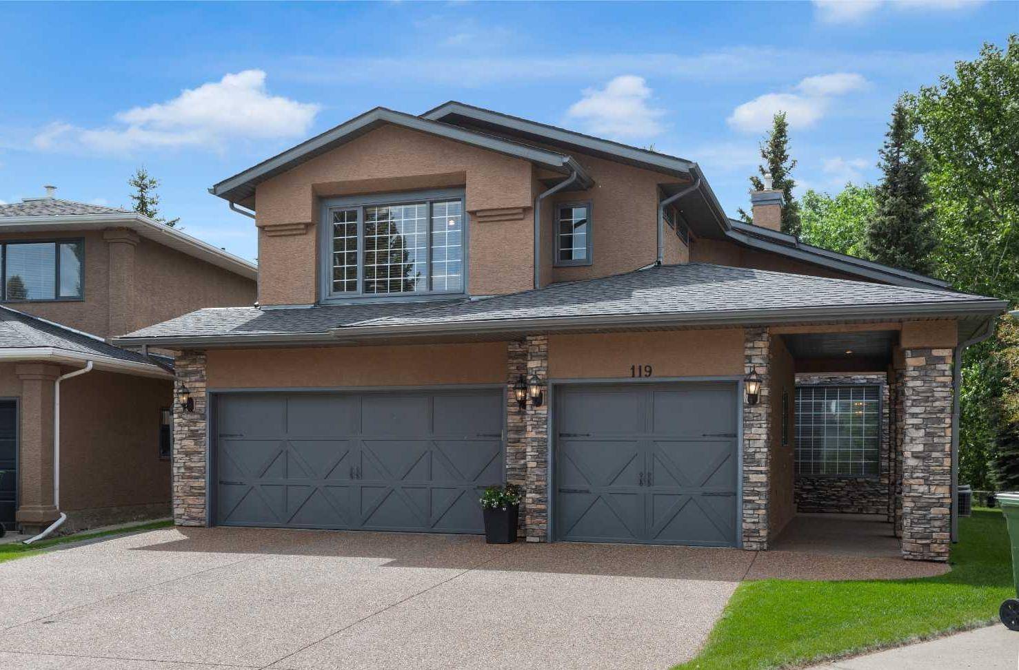 119 Douglasbank CT SE, Calgary, AB T2Z2C3