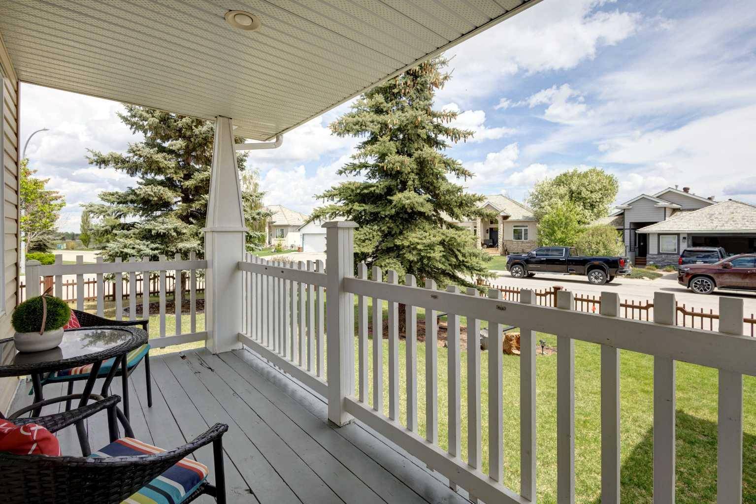 Strathmore, AB T1P 1R1,34 Strathmore Lakes WAY