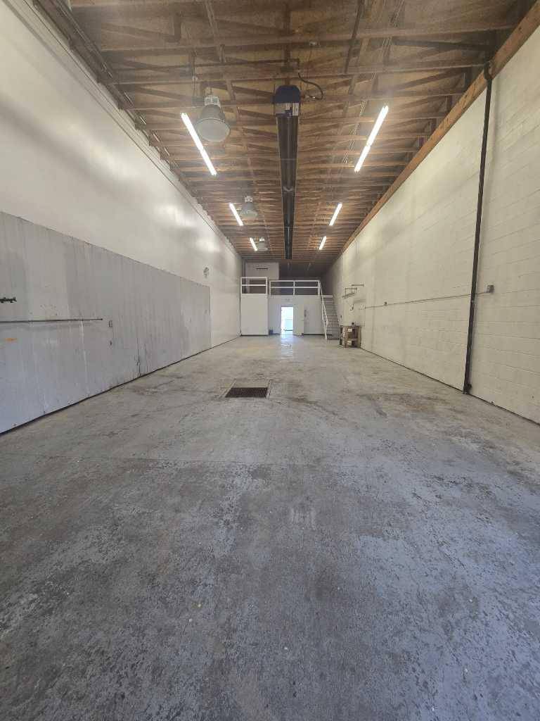 Brooks, AB T1R0K2,329 9 ST East