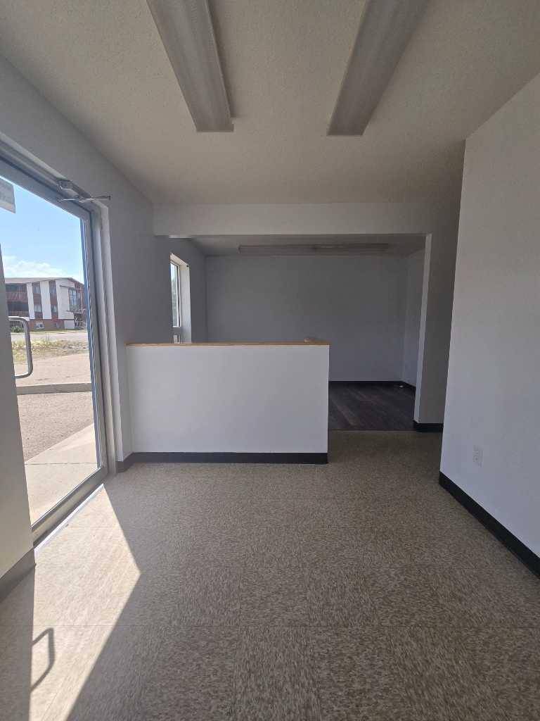 Brooks, AB T1R0K2,329 9 ST East