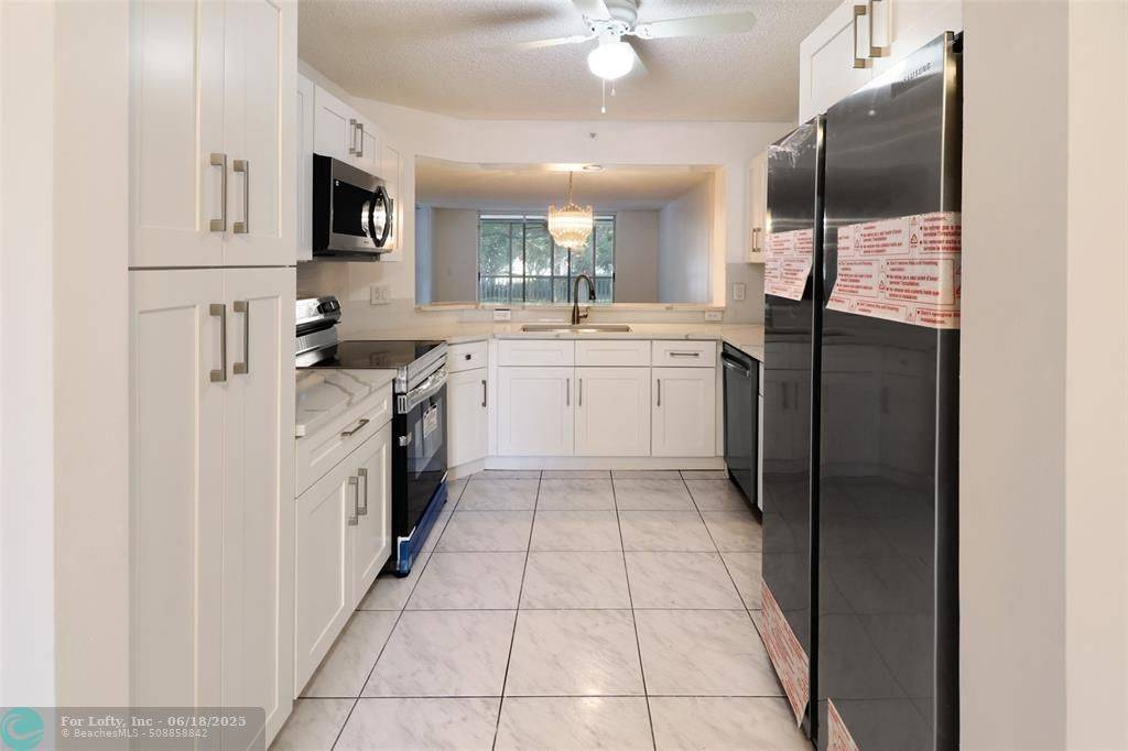 Tamarac, FL 33321,9599 weldon #201