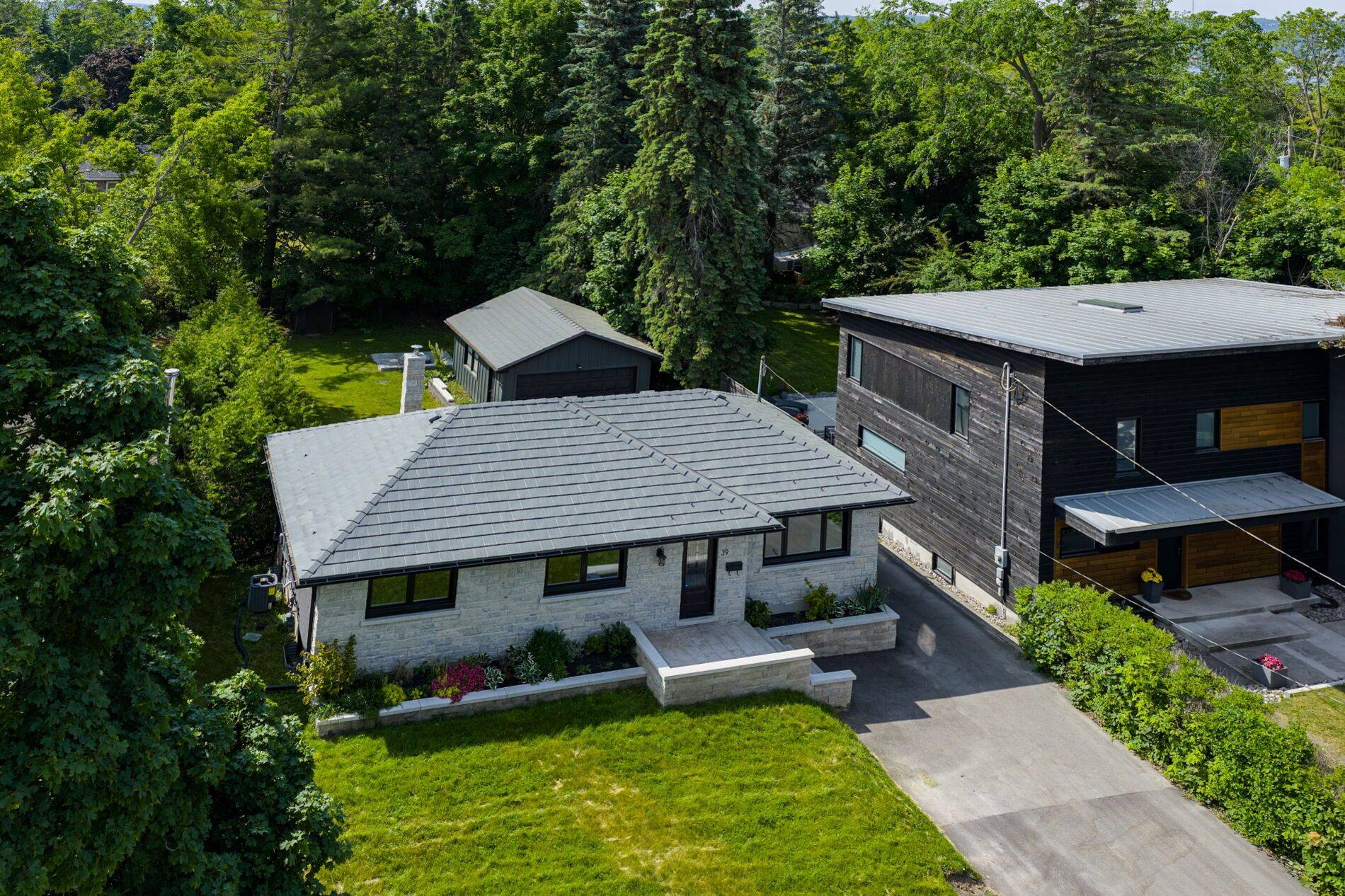Barrie, ON L4M 1P7,39 Eugenia ST