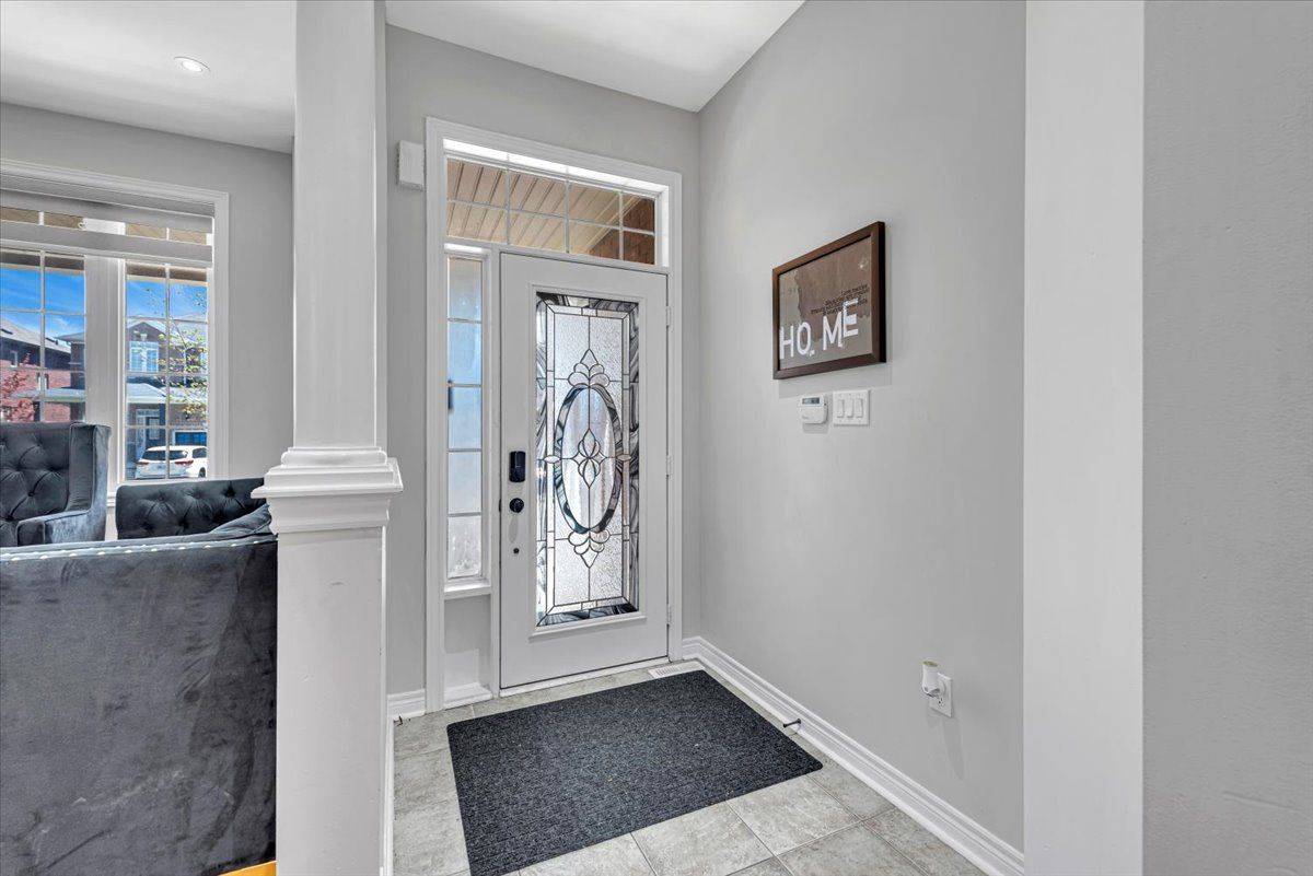 Brampton, ON L7A 0L2,7 Accent CIR