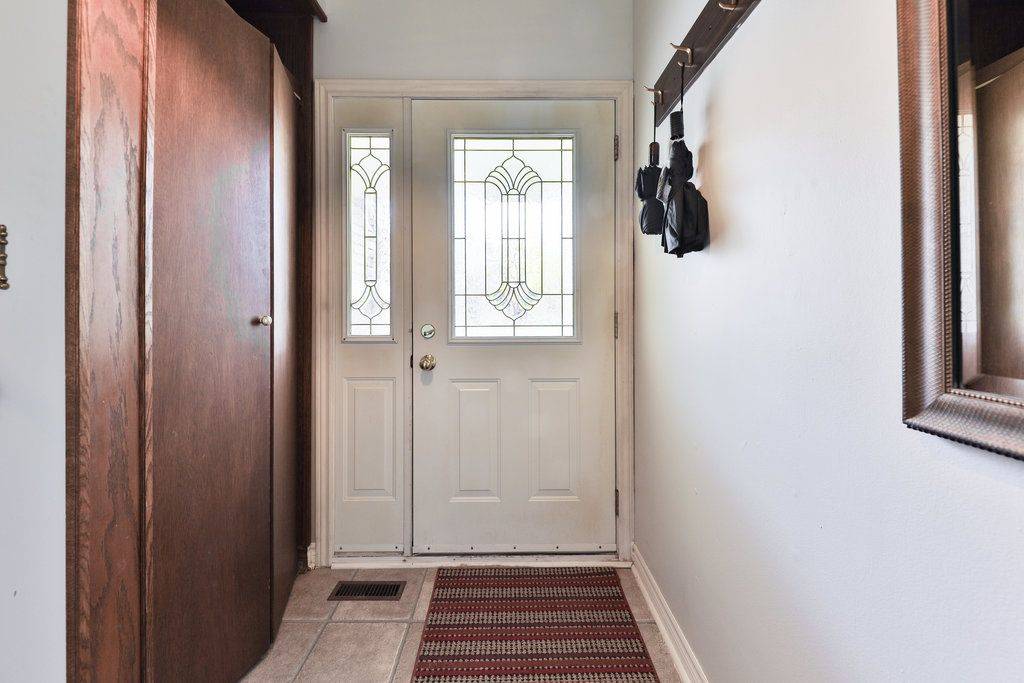 Mississauga, ON L5L 1C9,2420 Mainroyal ST