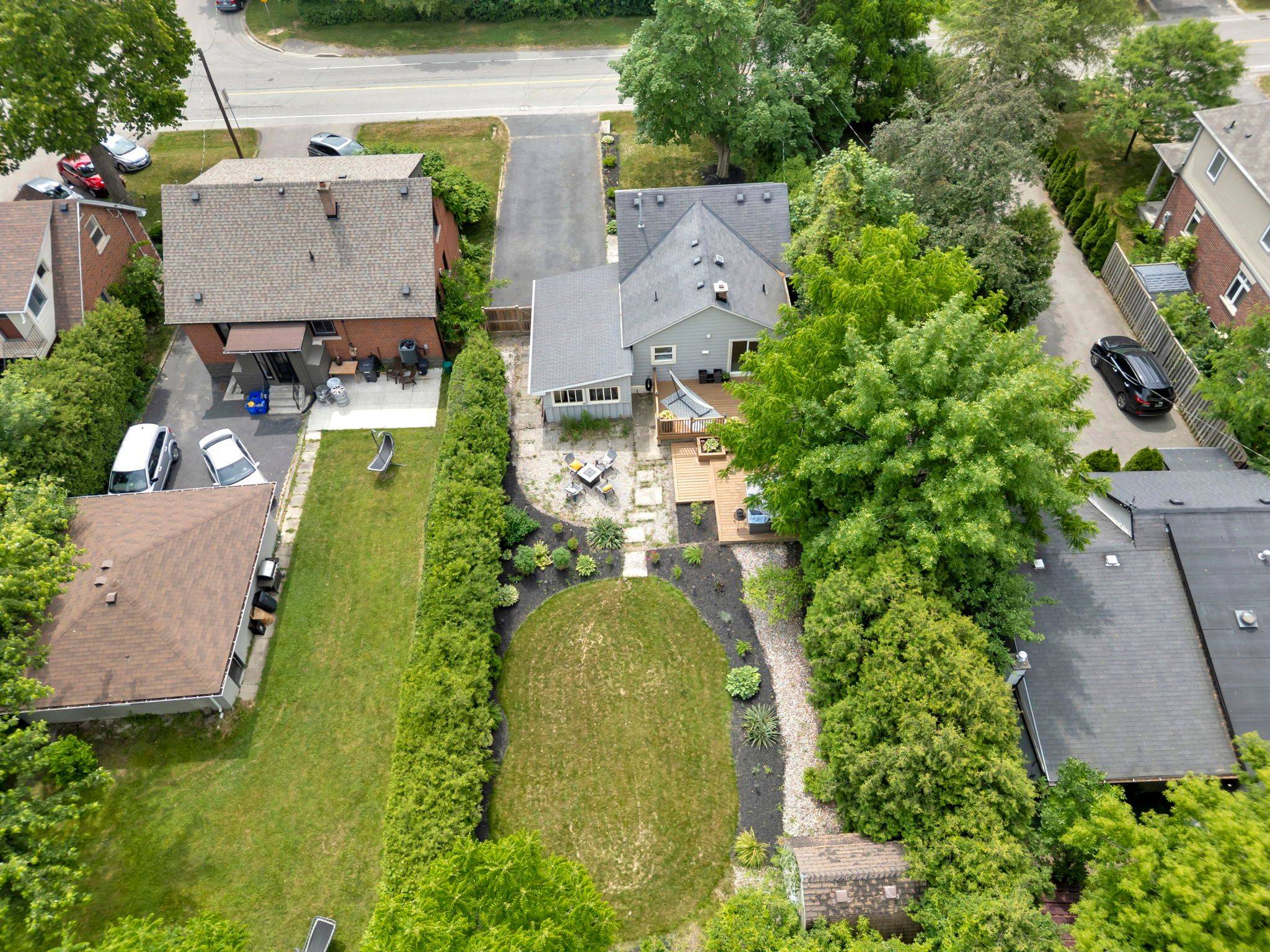 Burlington, ON L7R 3R9,2387 Glenwood School DR
