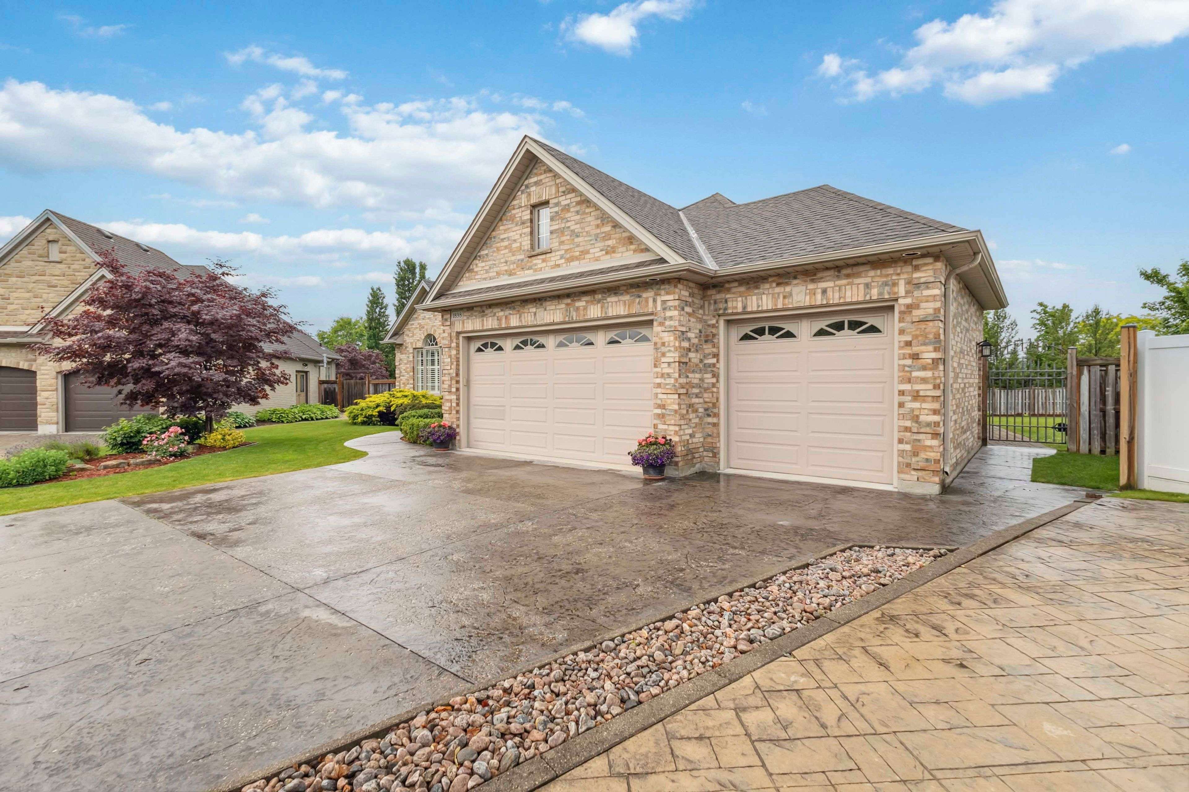 London North, ON N6G 5G6,1898 Charington PL