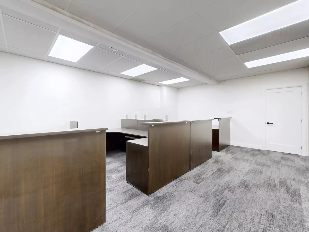 Halton Hills, ON L7G 3G2,37 Main ST S #Suite C