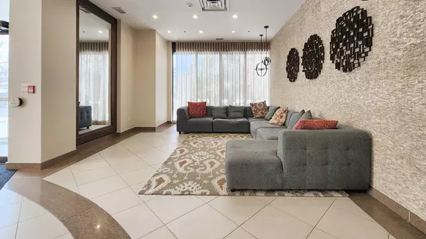 Toronto C06, ON M3H 0B3,760 Sheppard AVE W #212