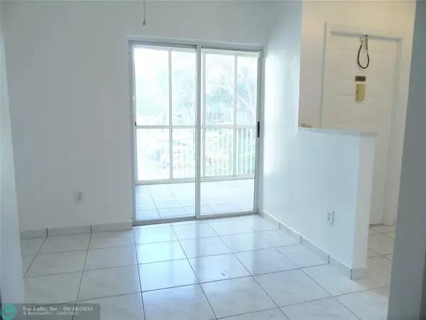 Tamarac, FL 33321,9599 weldon #201