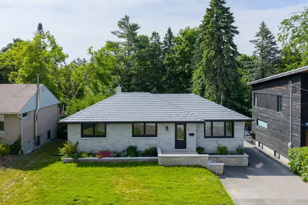 39 Eugenia ST, Barrie, ON L4M 1P7